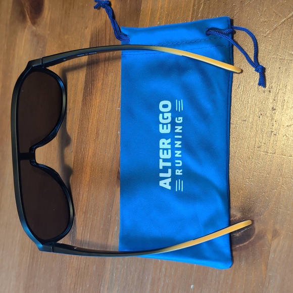 Alter Ego Running Sunglasses - Picture 2 of 4